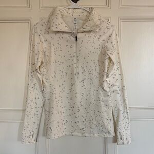 Under Armor Cream Quarter-Zip Pullover with silver print size M